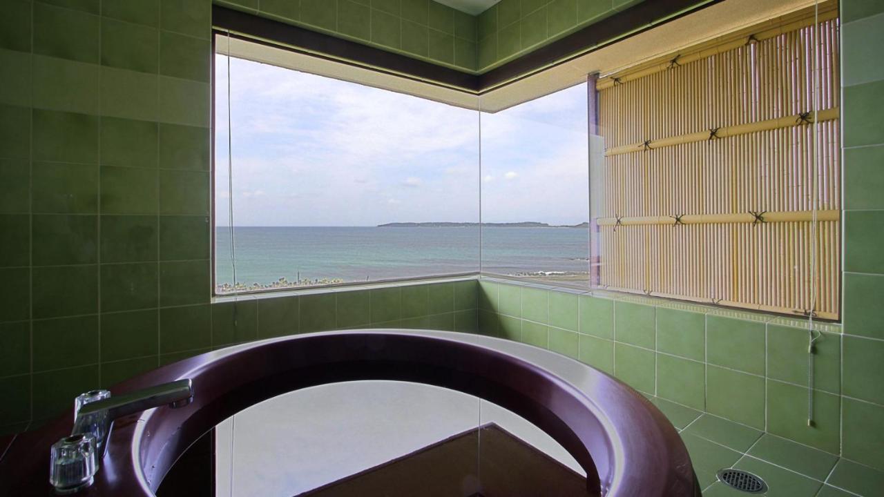 Hotel Nishinagato Resort Takibe Luaran gambar