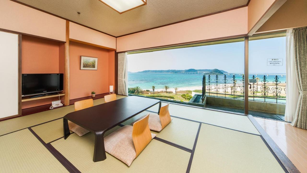 Hotel Nishinagato Resort Takibe Luaran gambar