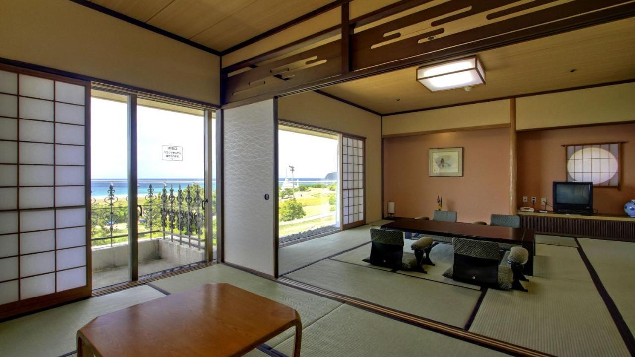 Hotel Nishinagato Resort Takibe Luaran gambar
